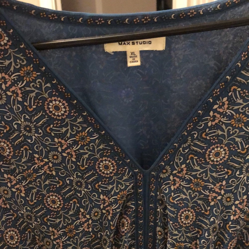 Dress - Picture 6 of 9